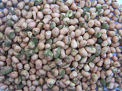 Micotoxinas Aspergillus naturally infected groundnuts.jpg